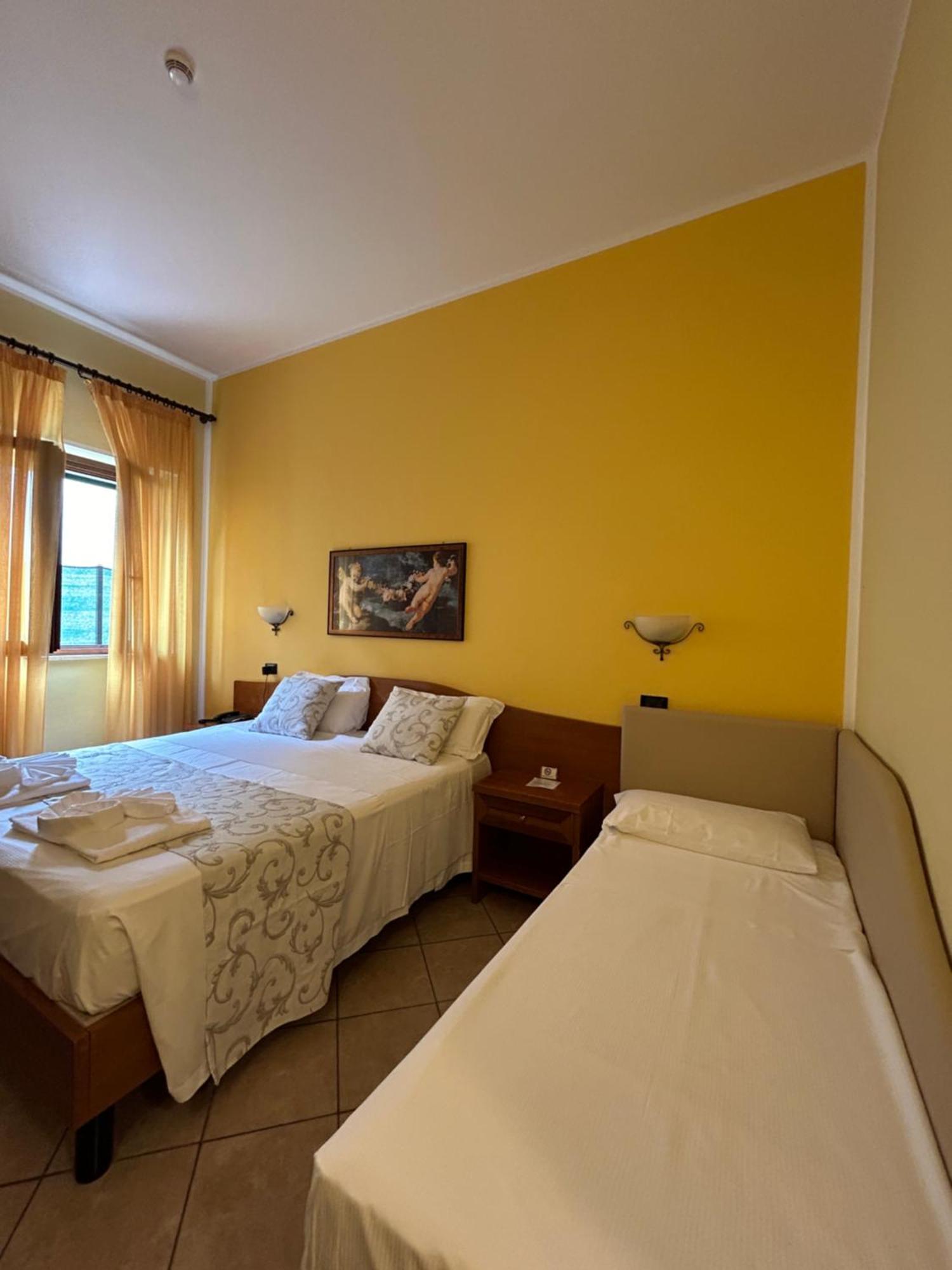 Hotel Duca Della Corgna Castiglione del Lago Exterior photo