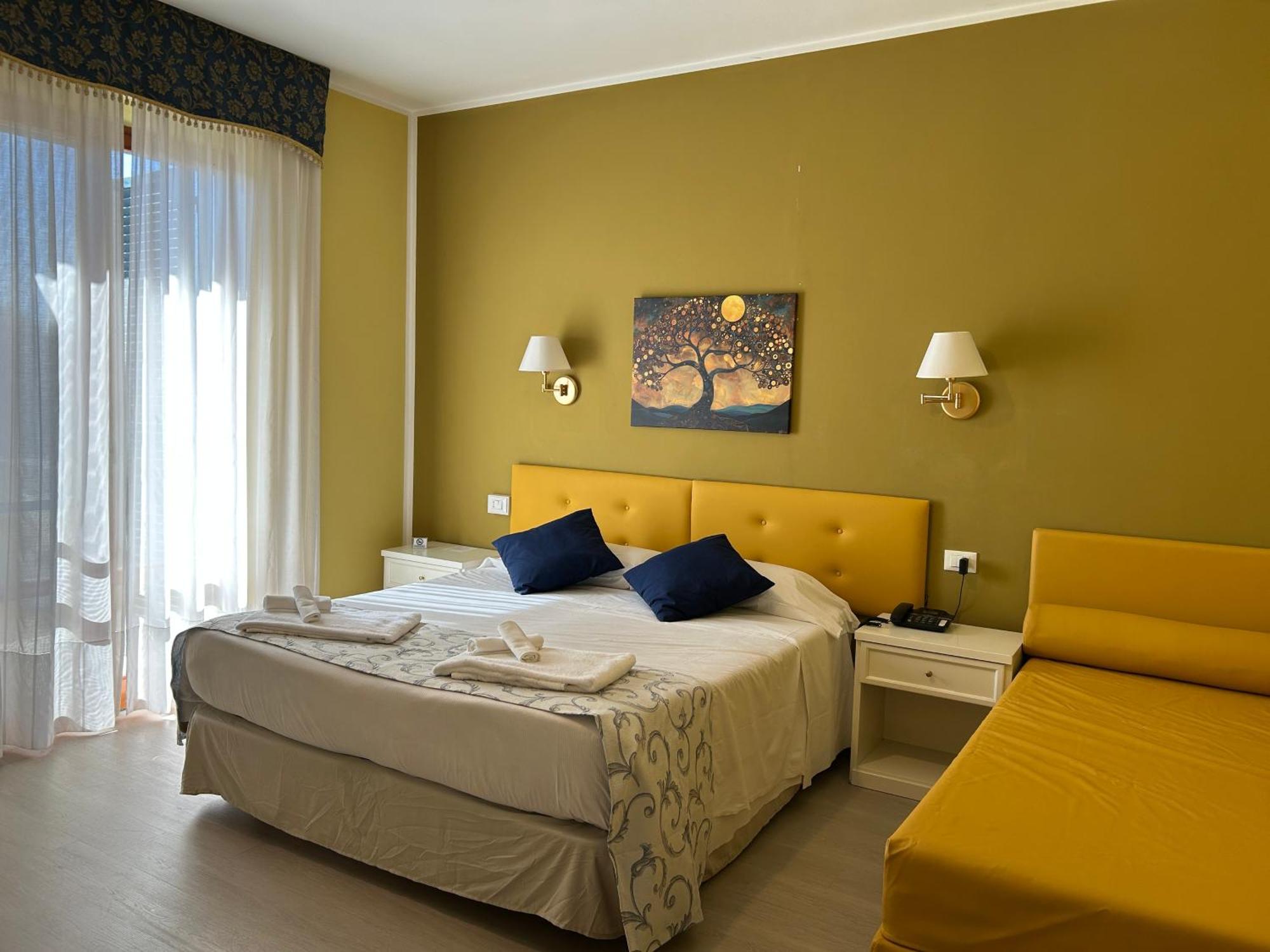 Hotel Duca Della Corgna Castiglione del Lago Exterior photo